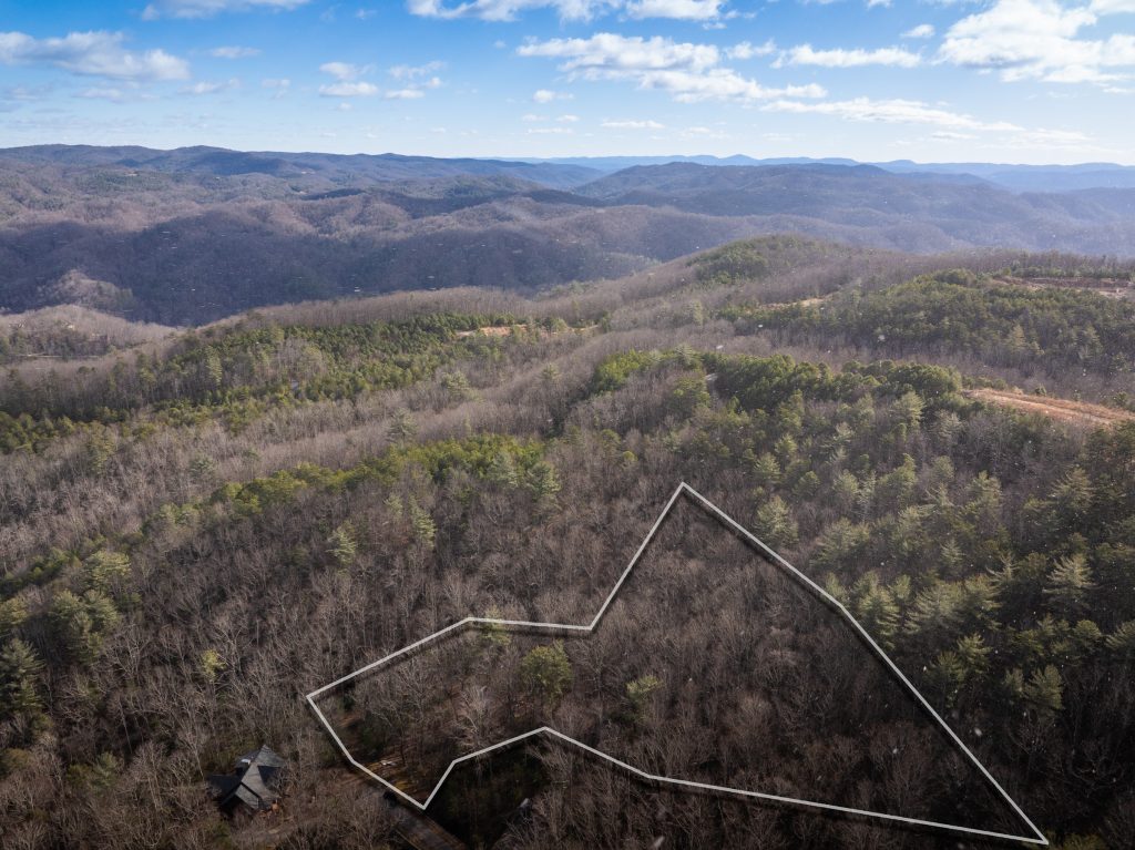 *Homesite outline and location marker in photos is not a survey. Lines and location are approximate.
