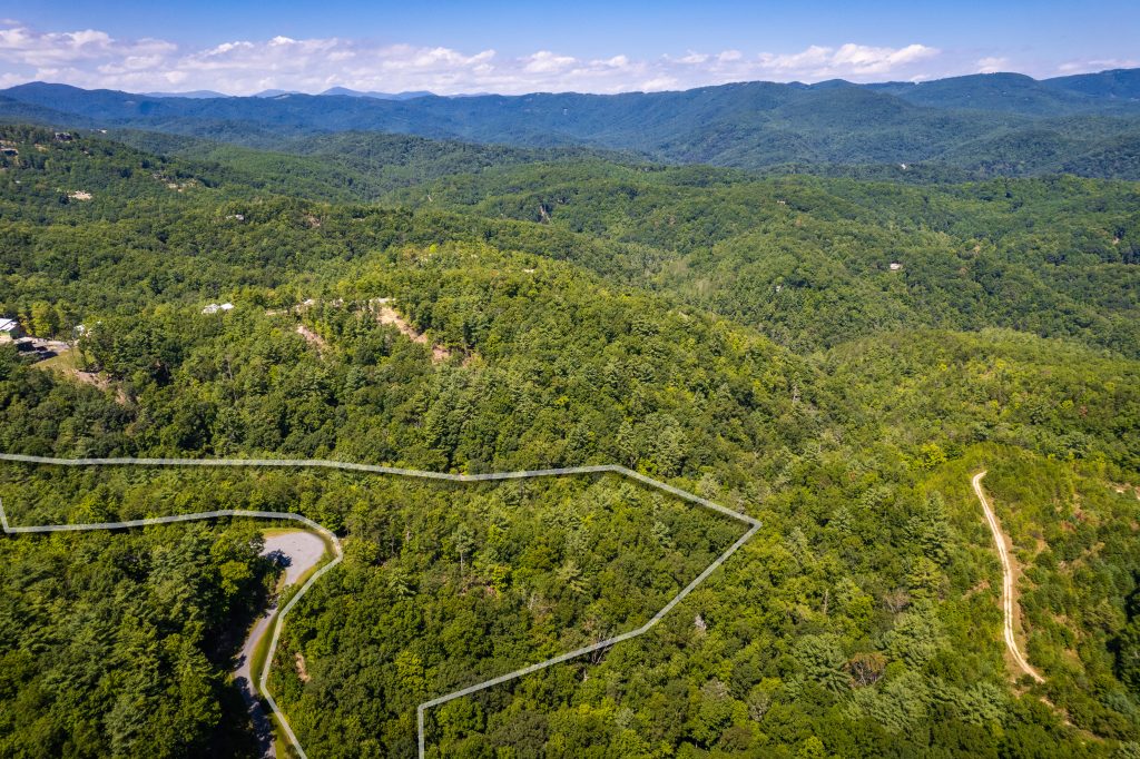 *Homesite outline and location marker in photos is not a survey. Lines and location are approximate.