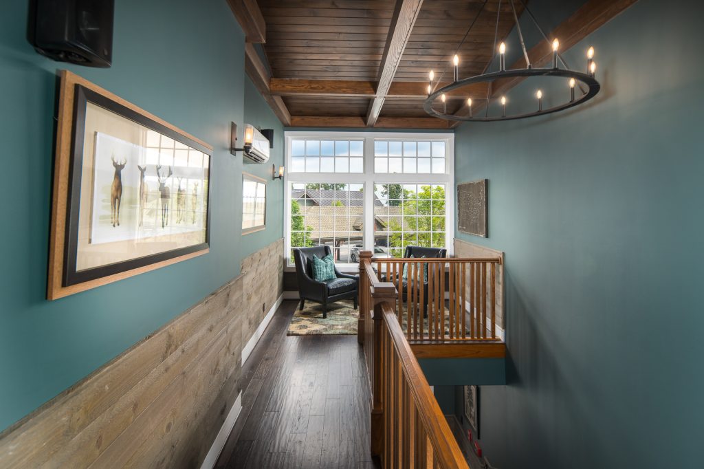 Craig Condominium sitting area