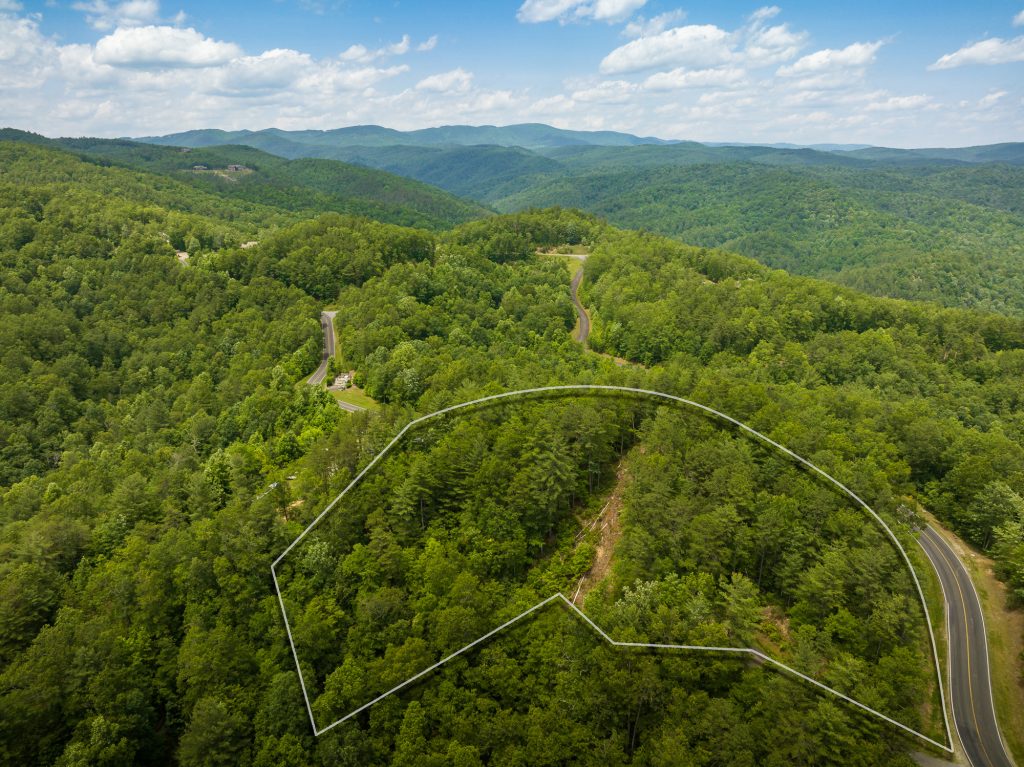 *Homesite outline and location marker in photos is not a survey. Lines and location are approximate.